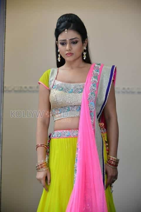 Actress Mishti Chakraborty New Pictures 20
