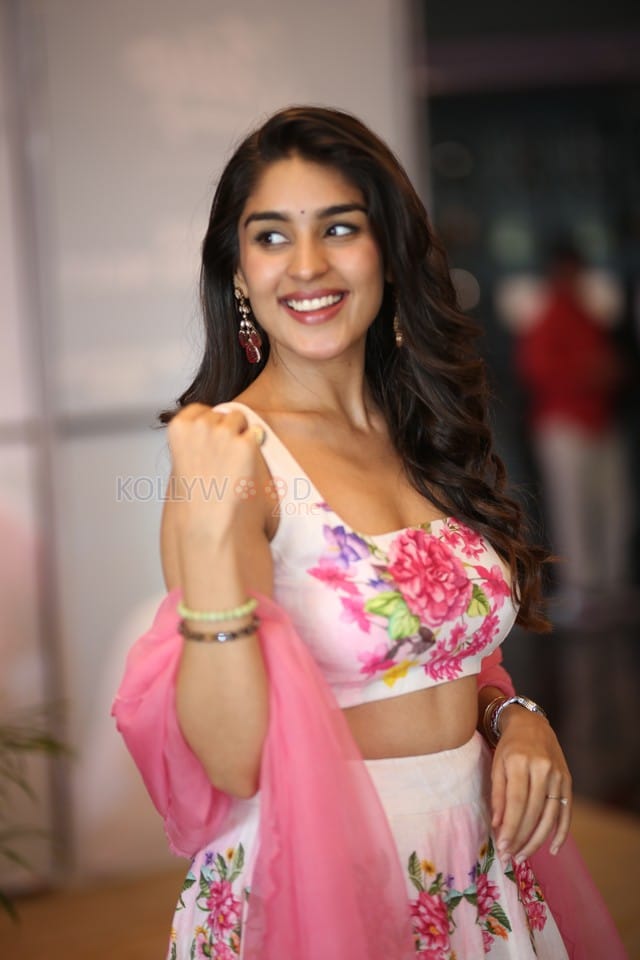 Heroine Yukti Thareja at K Ramp Movie Blockbuster Rampage Event Photos 16