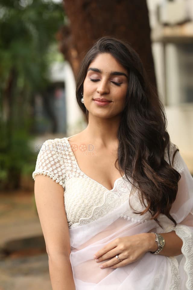 Heroine Yukti Thareja at K Ramp Movie Press Meet Photos 10