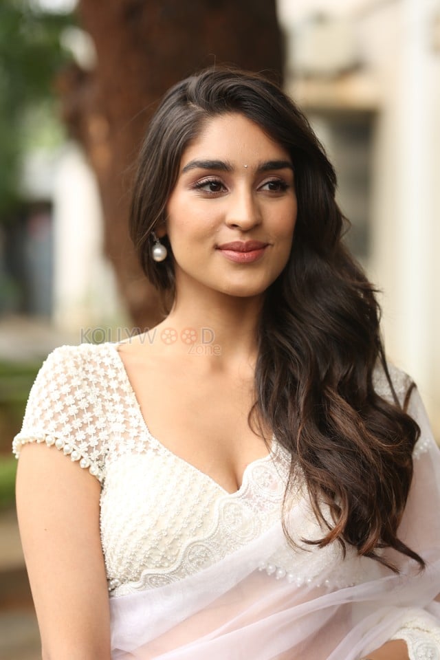 Heroine Yukti Thareja at K Ramp Movie Press Meet Photos 13