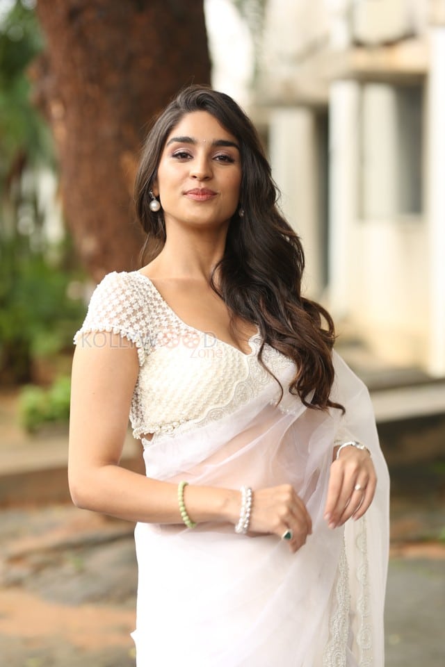 Heroine Yukti Thareja at K Ramp Movie Press Meet Photos 31