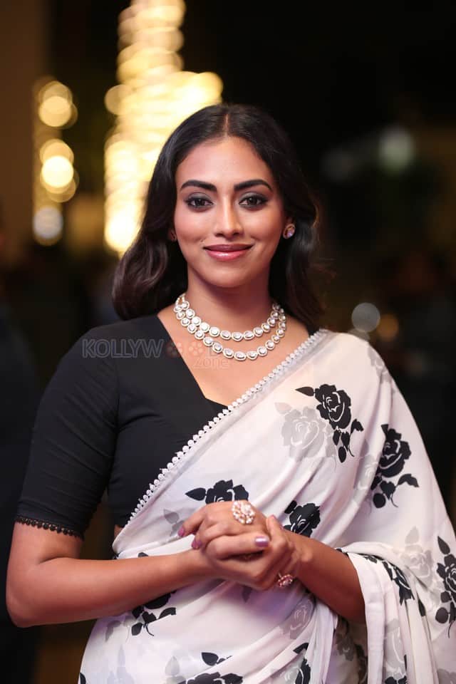 Actress Kamakshi Bhaskarla at 12A Railway Colony Pre release Event Pictures 03