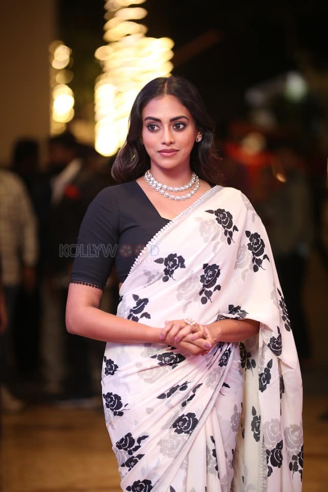 Actress Kamakshi Bhaskarla at 12A Railway Colony Pre release Event Pictures 13