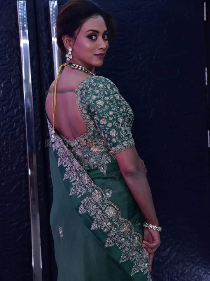 Actress Kamakshi Bhaskarla at Polimera 2 Movie Trailer Launch Photos 17