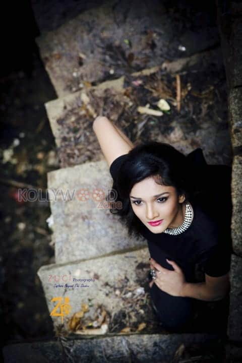 Actress Surabhi Santosh Photoshoot Pictures 12
