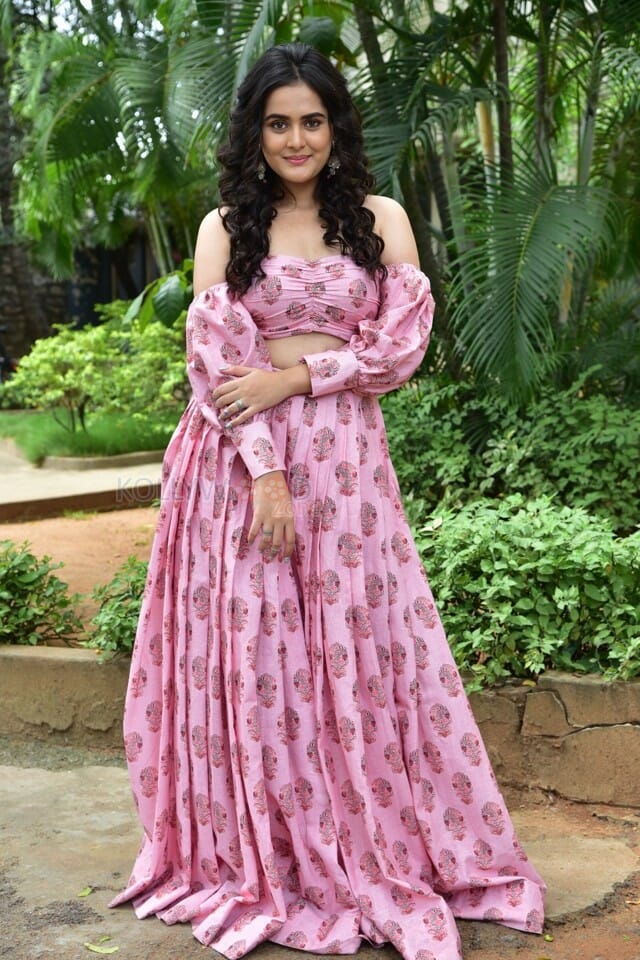 Actress Tanvi Nagi at Vote Movie Teaser Launch Event Photos 07
