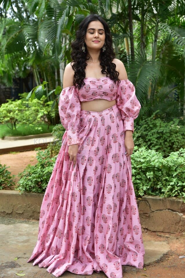Actress Tanvi Nagi at Vote Movie Teaser Launch Event Photos 08