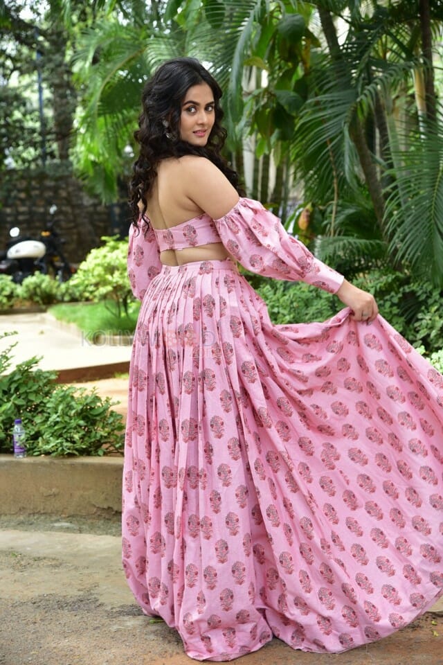 Actress Tanvi Nagi at Vote Movie Teaser Launch Event Photos 12