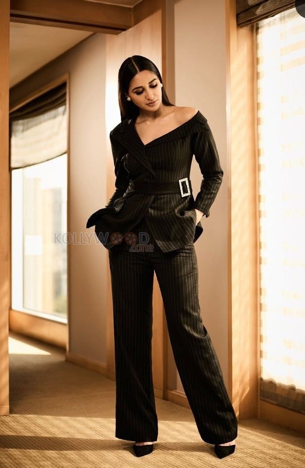 Graceful Nikita Dutta in a Double Breasted Off Shoulder Blazer with Matching Trousers Photos 03