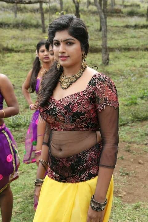 Naina Sarwar In Adra Machan Visilu Movie Pictures 01