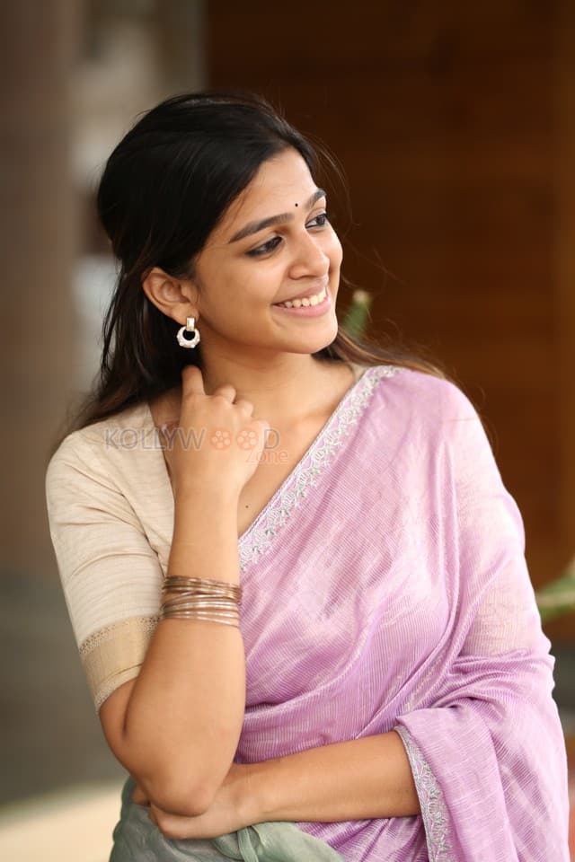 Actress Ananthika Sanilkumar at 8 Vasantalu Success Meet Photos 14