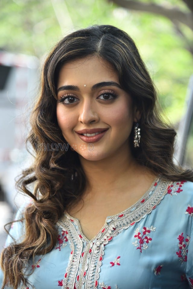 Actress Gayatri Bhardwaj at Cult Movie Opening Ceremony Pictures 05