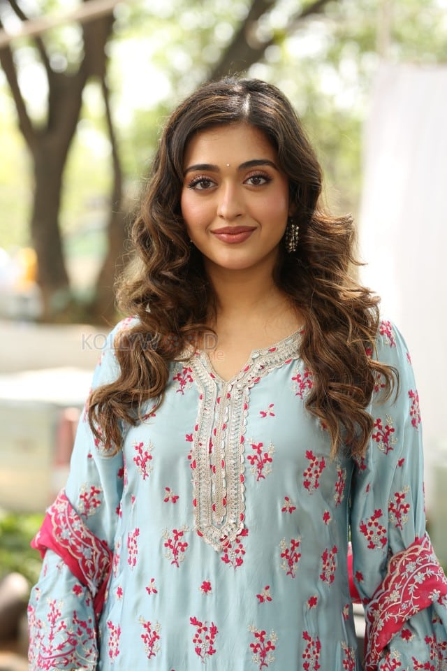 Actress Gayatri Bhardwaj at Cult Movie Opening Ceremony Pictures 19