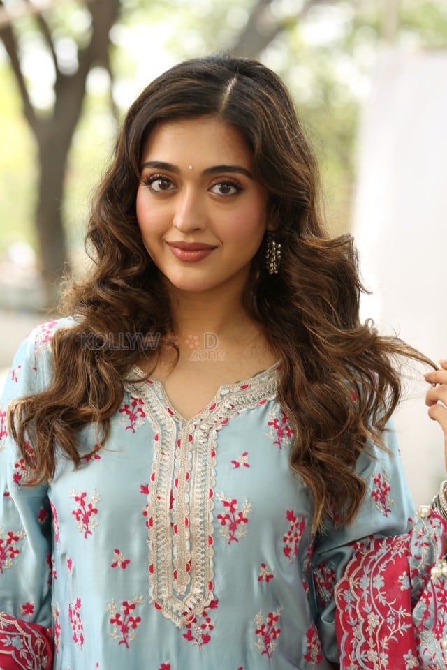 Actress Gayatri Bhardwaj at Cult Movie Opening Ceremony Pictures 21