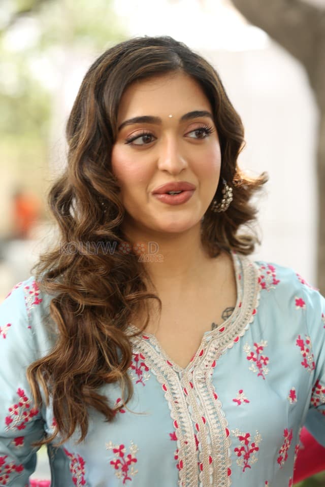 Actress Gayatri Bhardwaj at Cult Movie Opening Ceremony Pictures 25