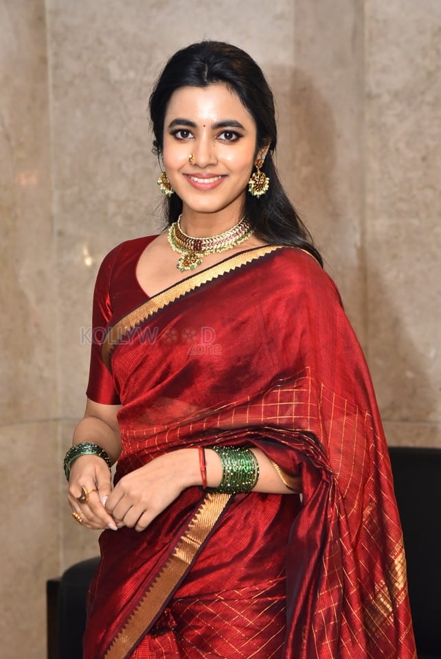 Shivani Nagaram