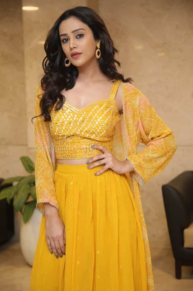 Actress Simran Gupta at Anveshi Pre Release Event Photos 12