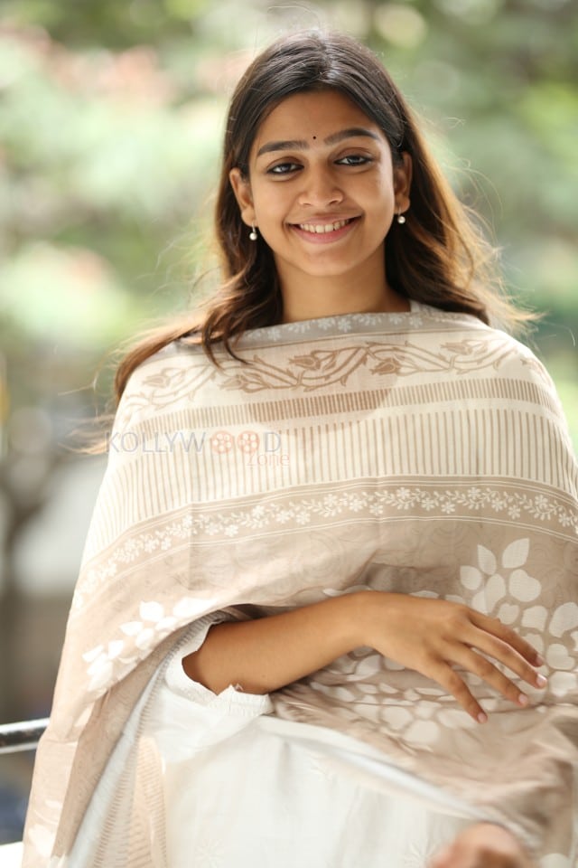 Heroine Ananthika Sanilkumar at 8 Vasantalu Interview Pictures 02