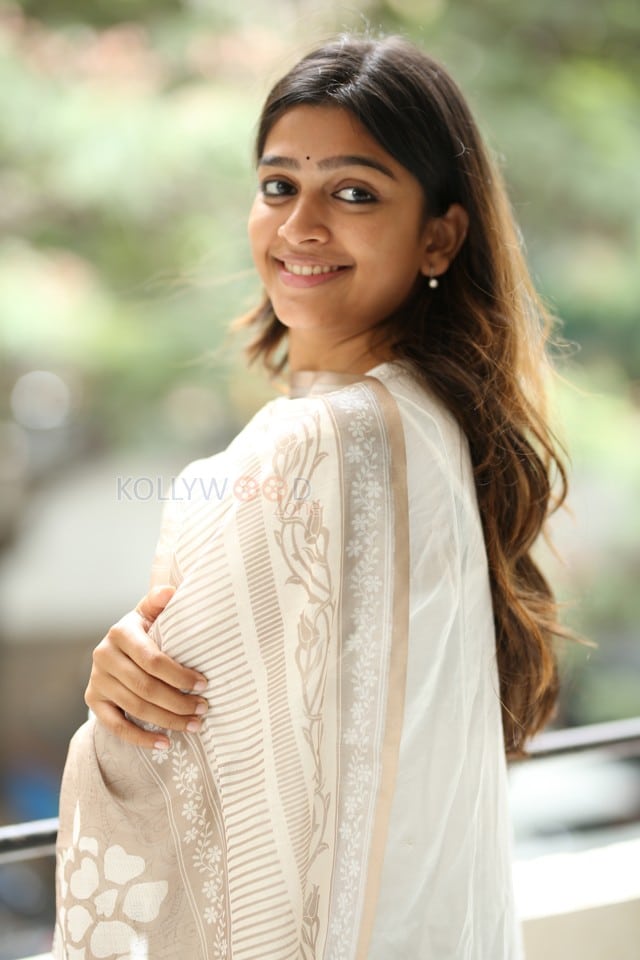 Heroine Ananthika Sanilkumar at 8 Vasantalu Interview Pictures 05