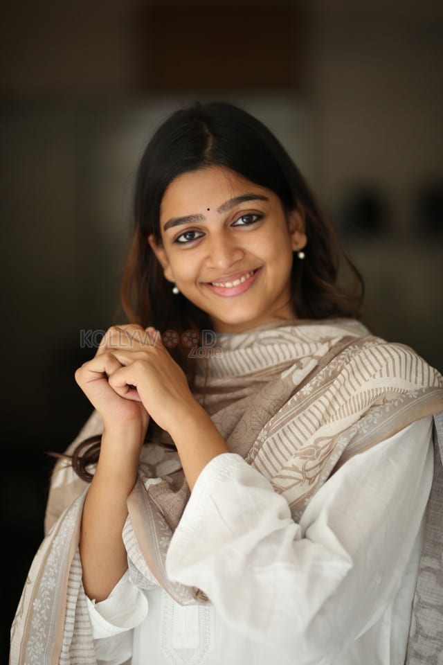 Heroine Ananthika Sanilkumar at 8 Vasantalu Interview Pictures 32