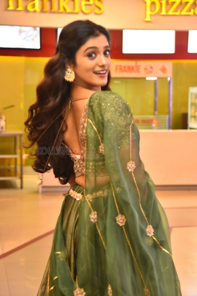 Heroine Roopa Koduvayur at Sarangapani Jathakam Trailer Launch Pictures 03