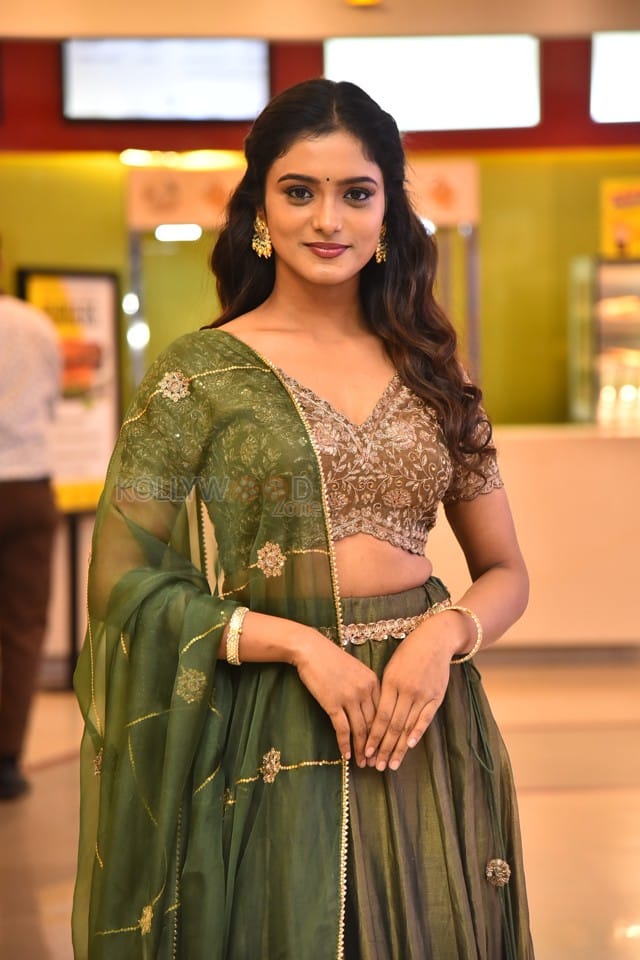 Heroine Roopa Koduvayur at Sarangapani Jathakam Trailer Launch Pictures 46
