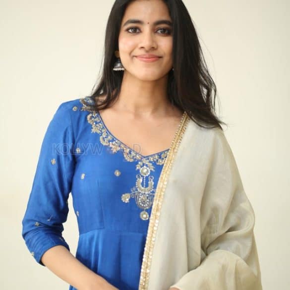 Shivani Nagaram