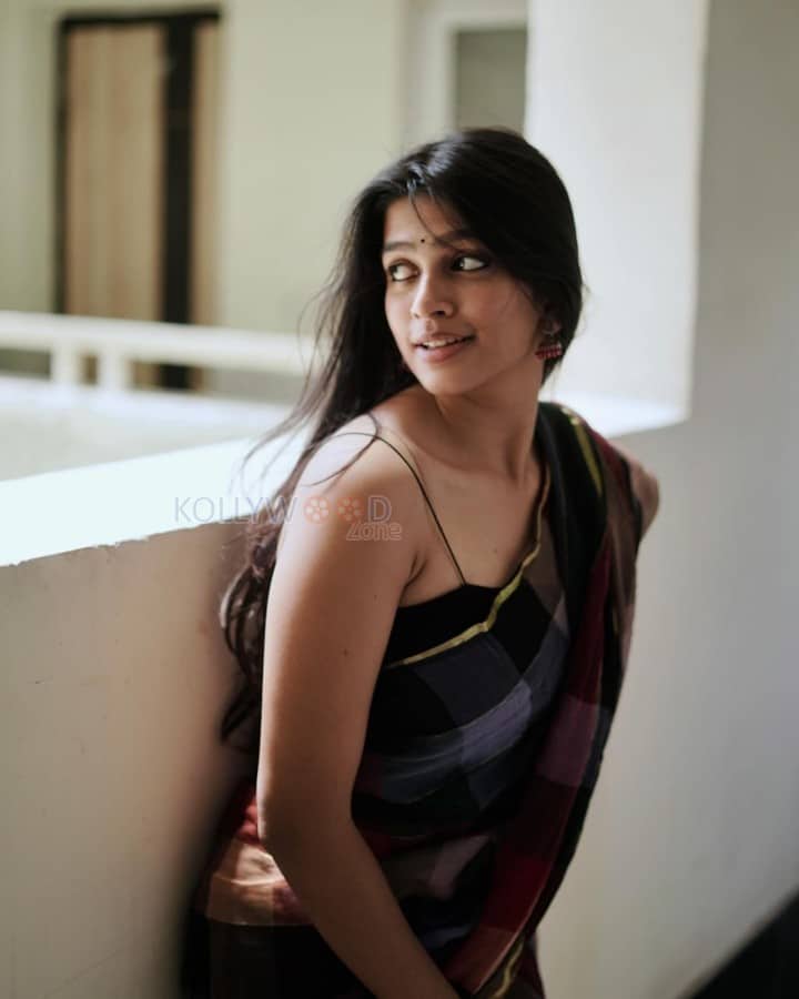 Rajahmundry Rose Milk Heroine Ananthika Sanilkumar Pictures 02
