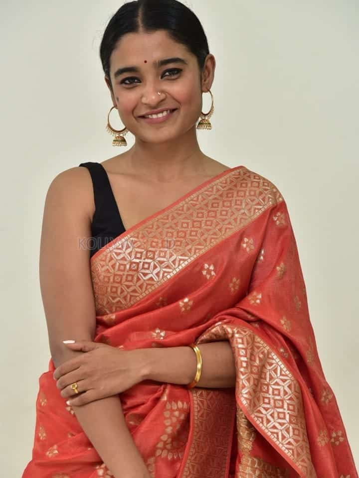 Actress Chaithra J Achar at Saptha Sagaralu Dhaati Movie Press Meet Photos 01