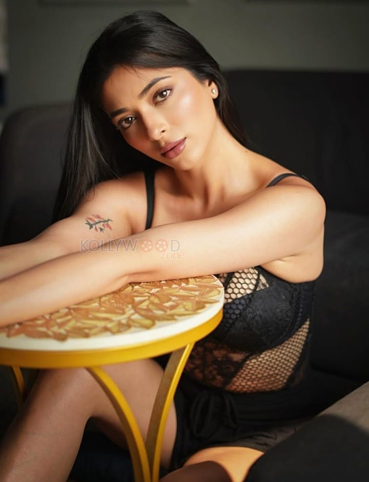 Checkmate Actress Afreen Alvi in a Black Lace and Mesh Lingerie Photos 03