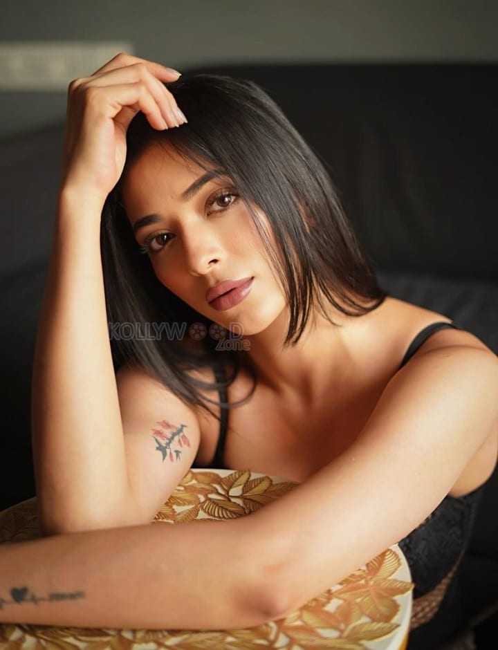 Checkmate Actress Afreen Alvi in a Black Lace and Mesh Lingerie Photos 07