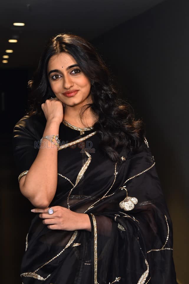 Actress Maanasa Choudhary at Aaryan Movie Pre Release Event Pictures 27