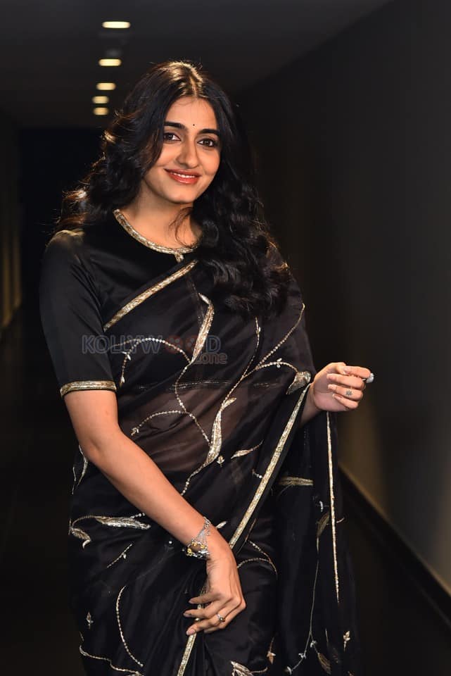 Actress Maanasa Choudhary at Aaryan Movie Pre Release Event Pictures 28