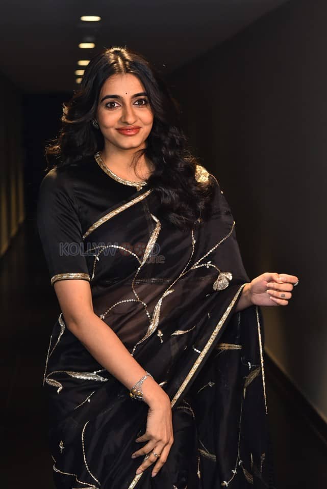 Actress Maanasa Choudhary at Aaryan Movie Pre Release Event Pictures 29