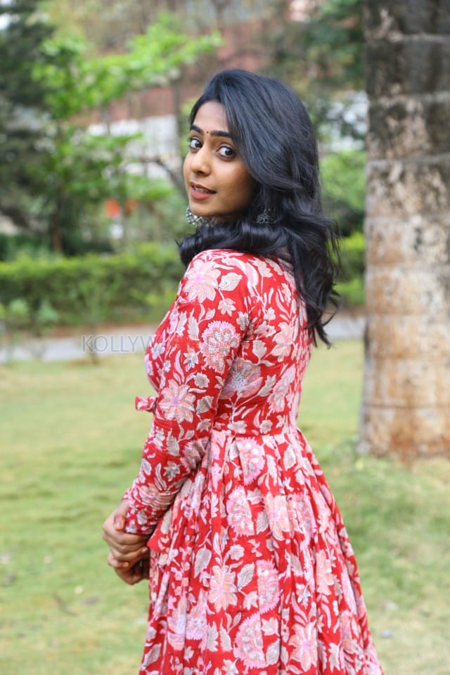 Actress Meghalekha Kacharla at Roti Kapada Romance Movie Press Meet Photos 04