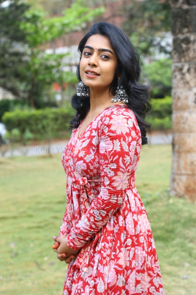 Actress Meghalekha Kacharla at Roti Kapada Romance Movie Press Meet Photos 05