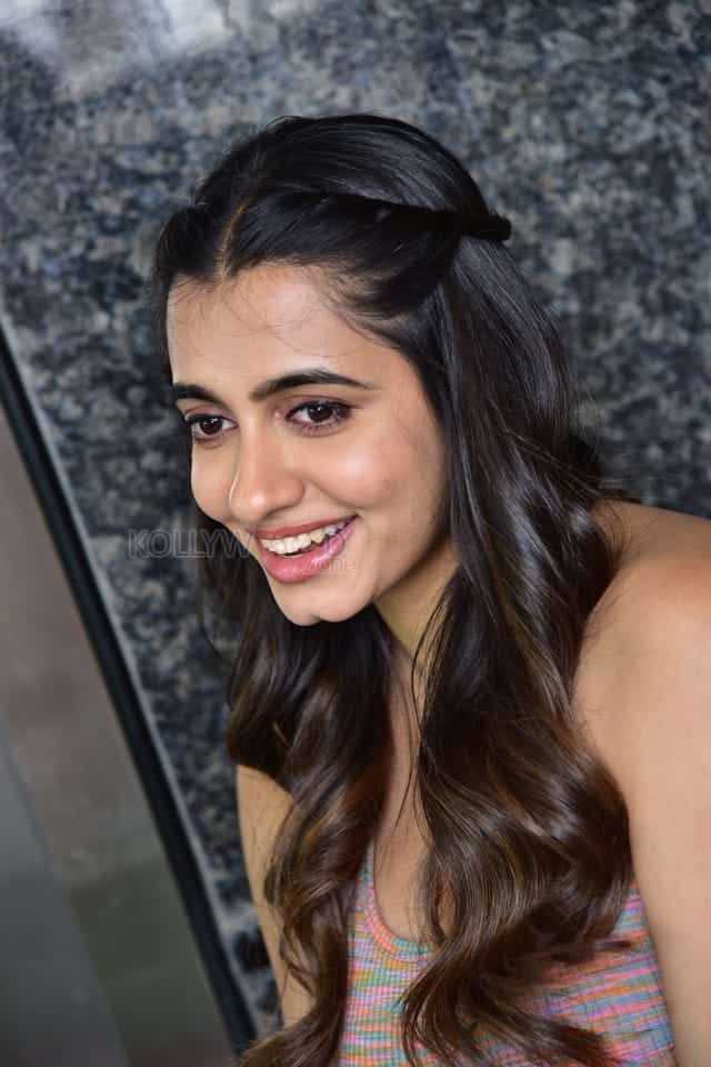 Sexy Actress Maanasa Choudhary at Bubblegum Interview Photos 58