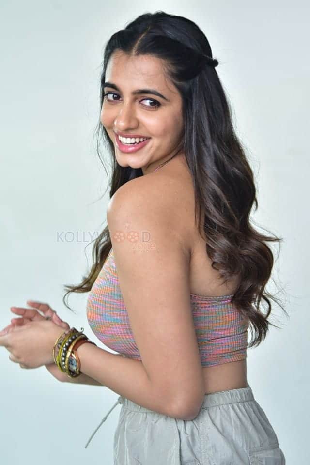 Sexy Actress Maanasa Choudhary at Bubblegum Interview Photos 91