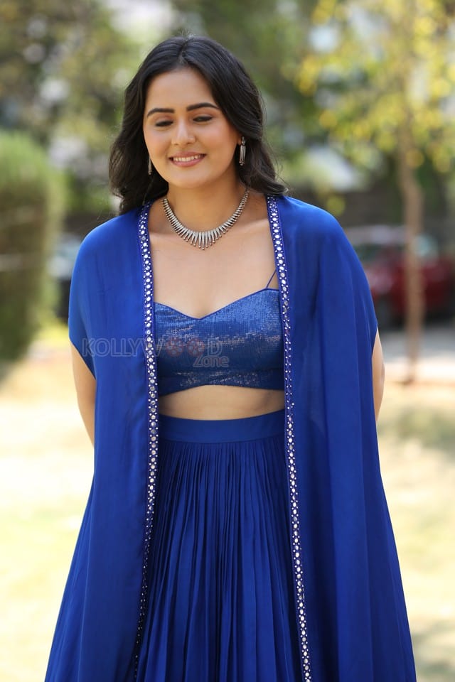 Actress Tanvi Negi at Siddharth Roy Pre Release Event Pictures 04