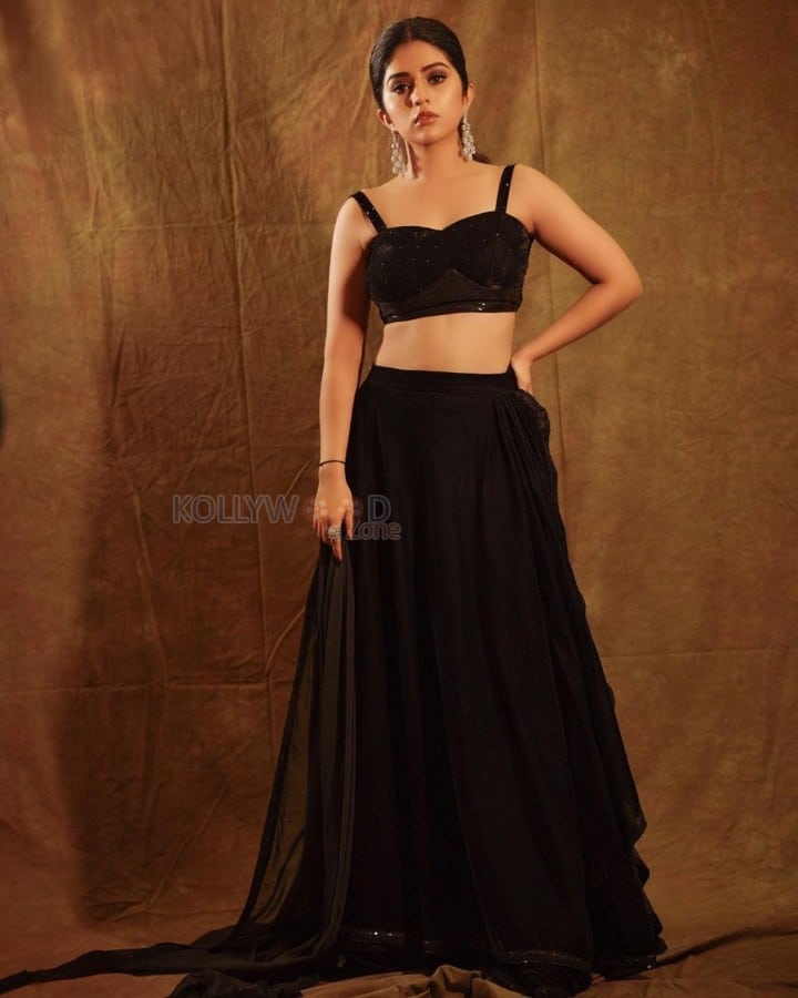 Beautiful Megha Shetty in a Black Embroidered Lehenga Set Photos 07