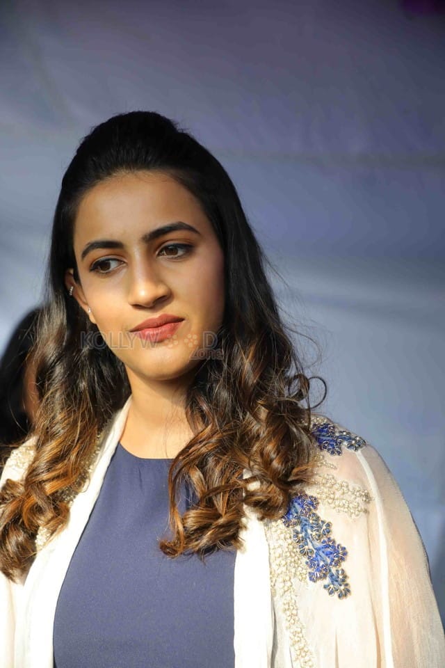 Actress Niharika Konidela At Cellbay Multi brand Mobile Store Launch Photos 04
