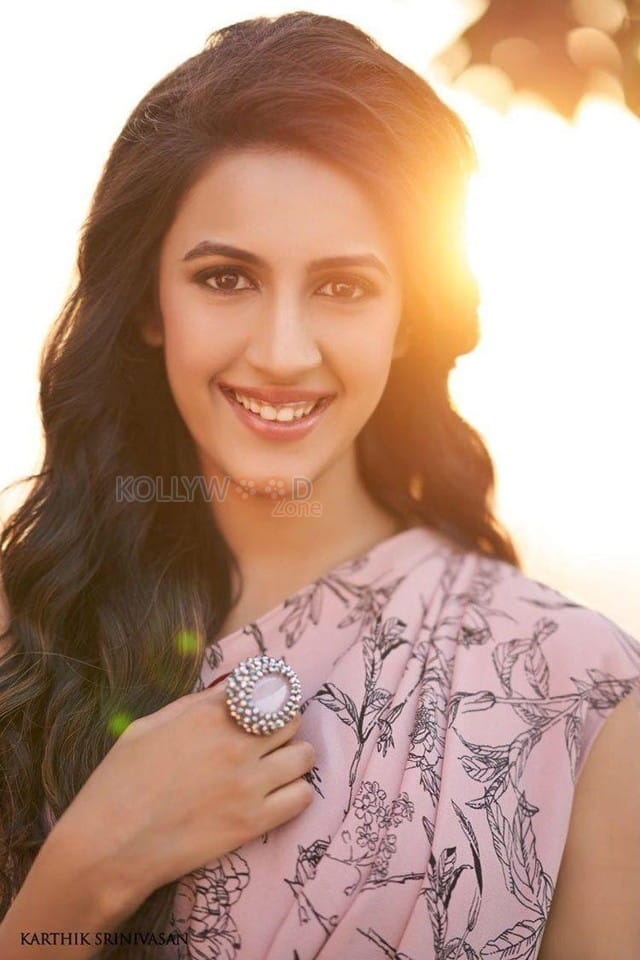 Actress Niharika Konidela Candid Photos 08