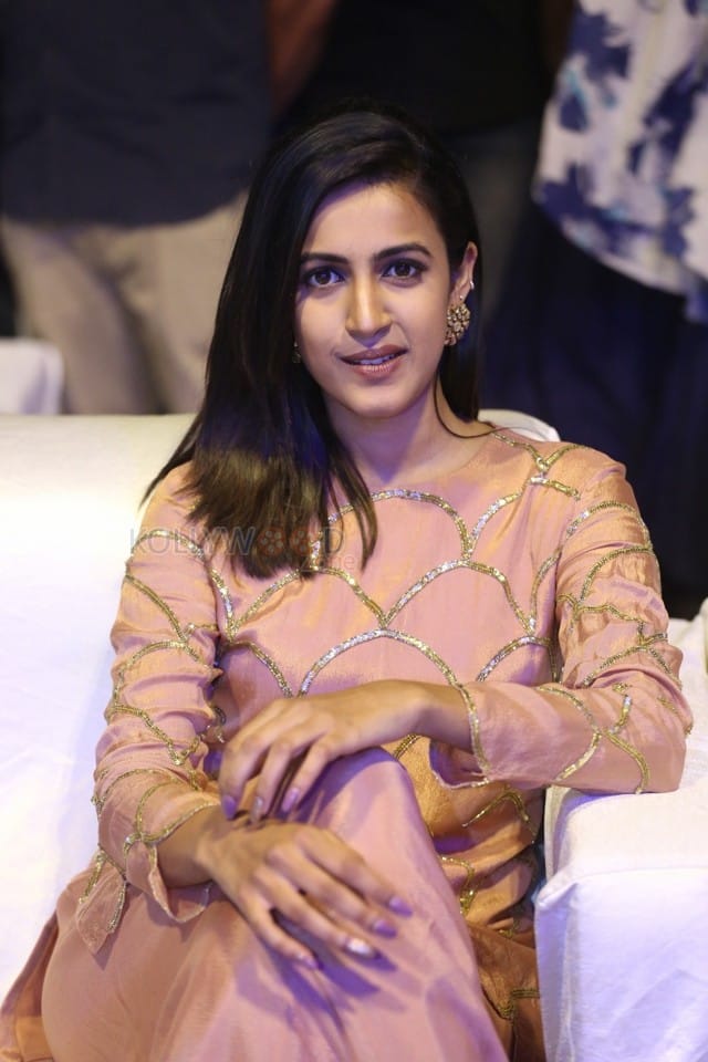 Actress Niharika Konidela Photos At Suryakantham Pre release Event 09