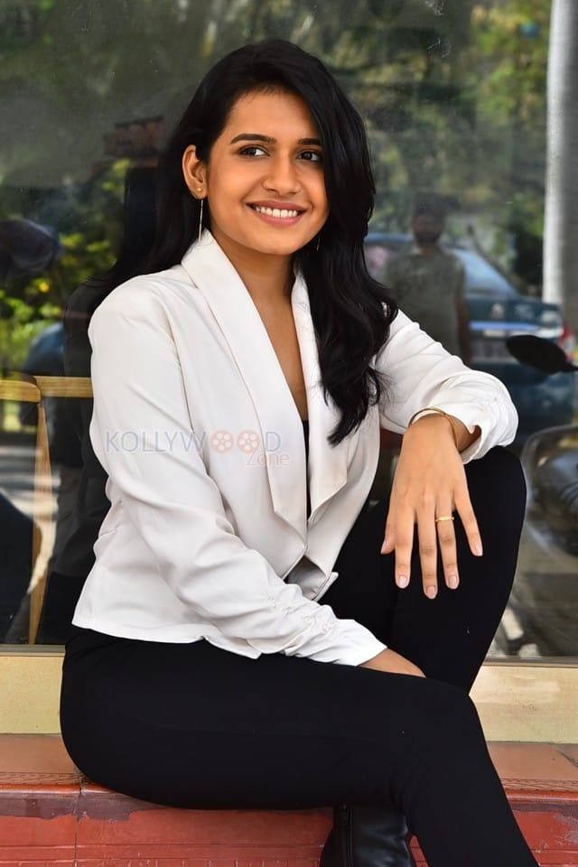 Heroine Samyuktha Viswanathan at Chaari 111 Press Meet Photos 18