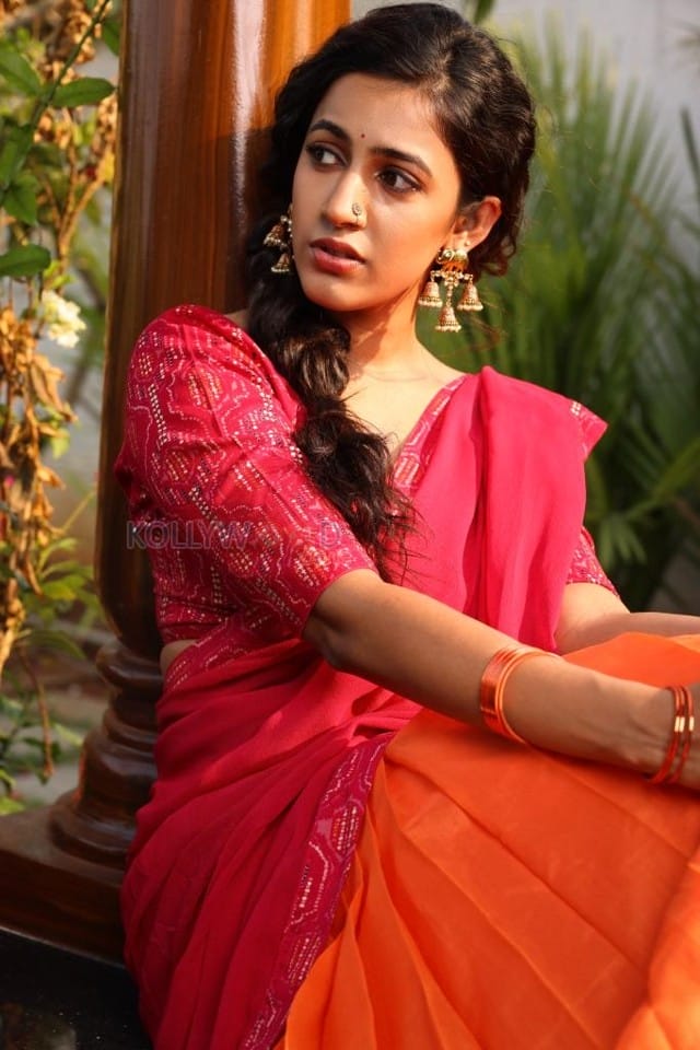 Madraskaaran Heroine Niharika Konidela Pictures 05