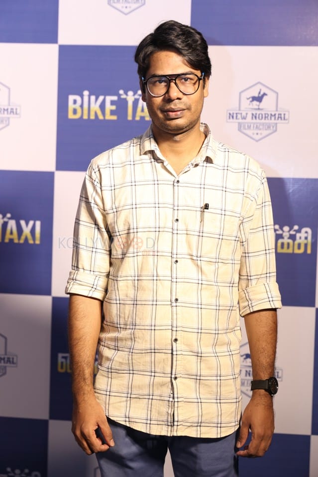 Bike Taxi Movie Pooja Stills 13