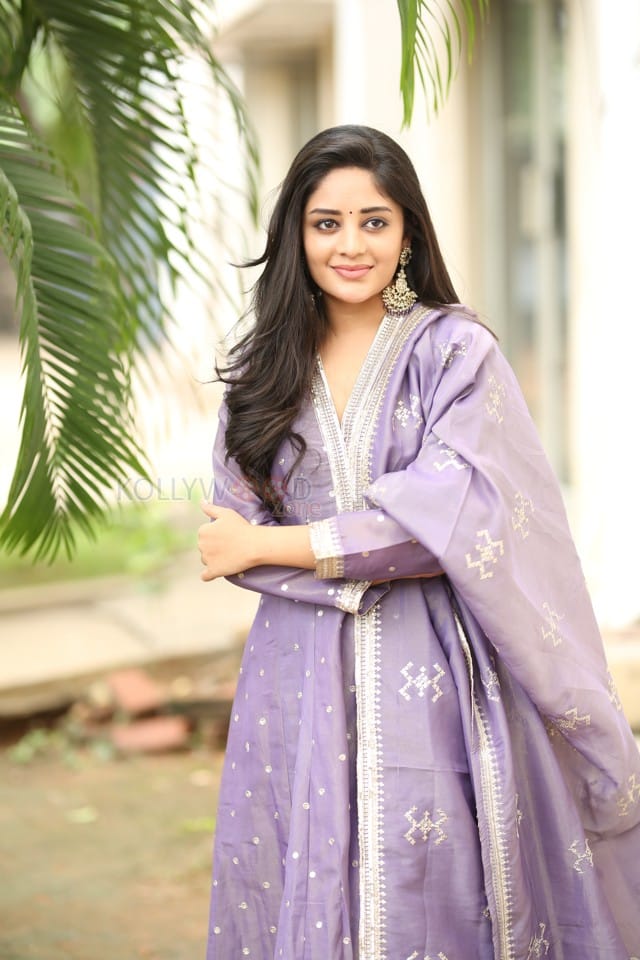 Heroine Deepshika at Maargan Movie Trailer Launch Event Photos 12