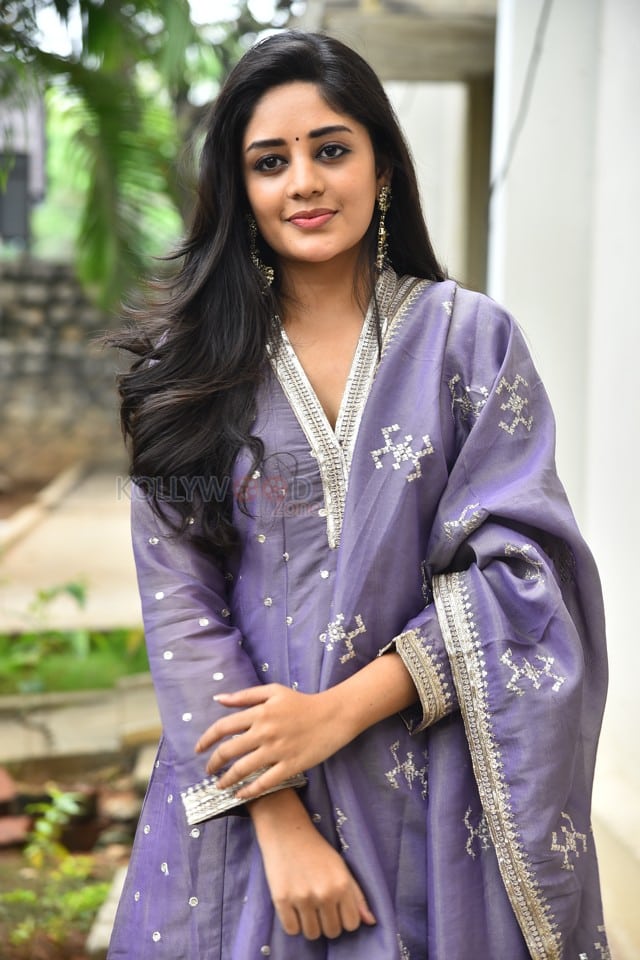 Heroine Deepshika at Maargan Movie Trailer Launch Event Photos 15