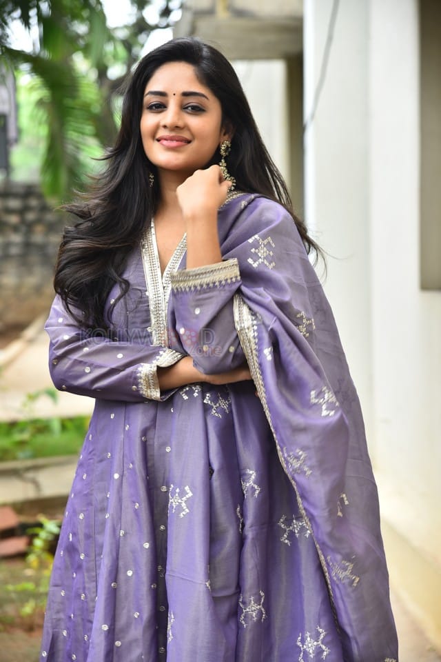 Heroine Deepshika at Maargan Movie Trailer Launch Event Photos 18