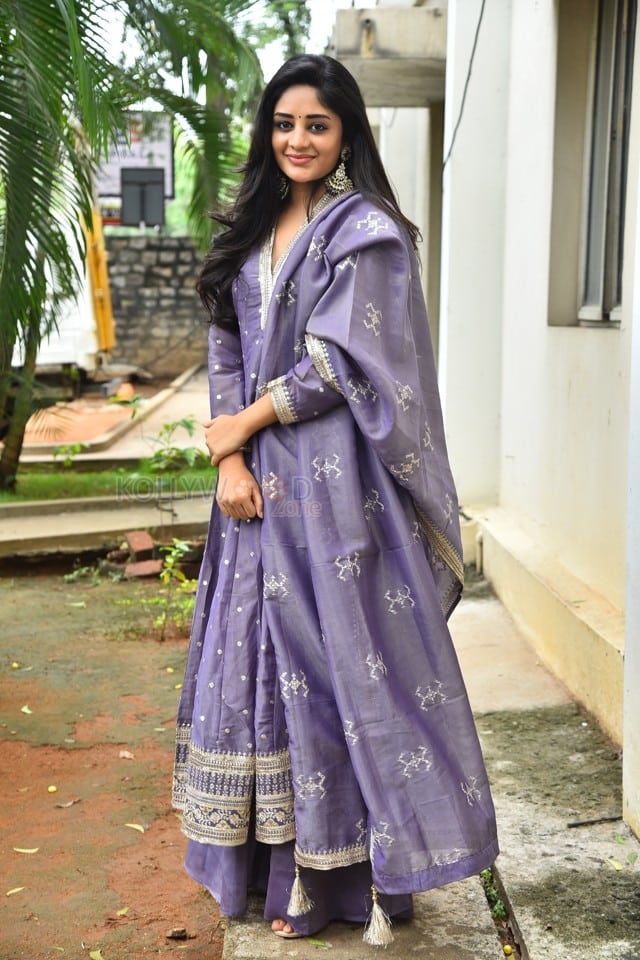 Heroine Deepshika at Maargan Movie Trailer Launch Event Photos 21